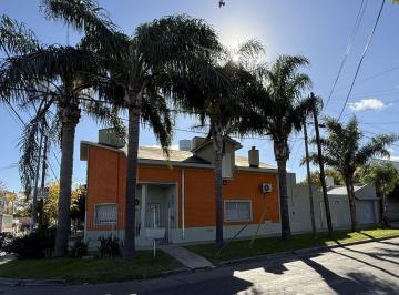 Casa de 3 ambientes, Morón · Venta Casa, Moron Sur