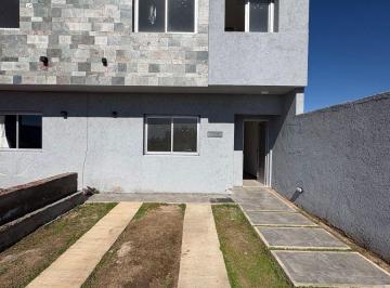 Casa de 5 ambientes, Córdoba · Valle Cercano – Dúplex de Dos Dorm. en Alquiler