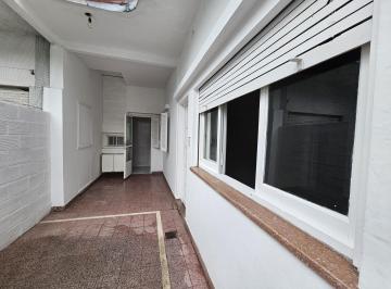 Departamento · 45m² · 2 Ambientes · Alquiler Departamento 2 Ambientes en V. Libertad con Patio