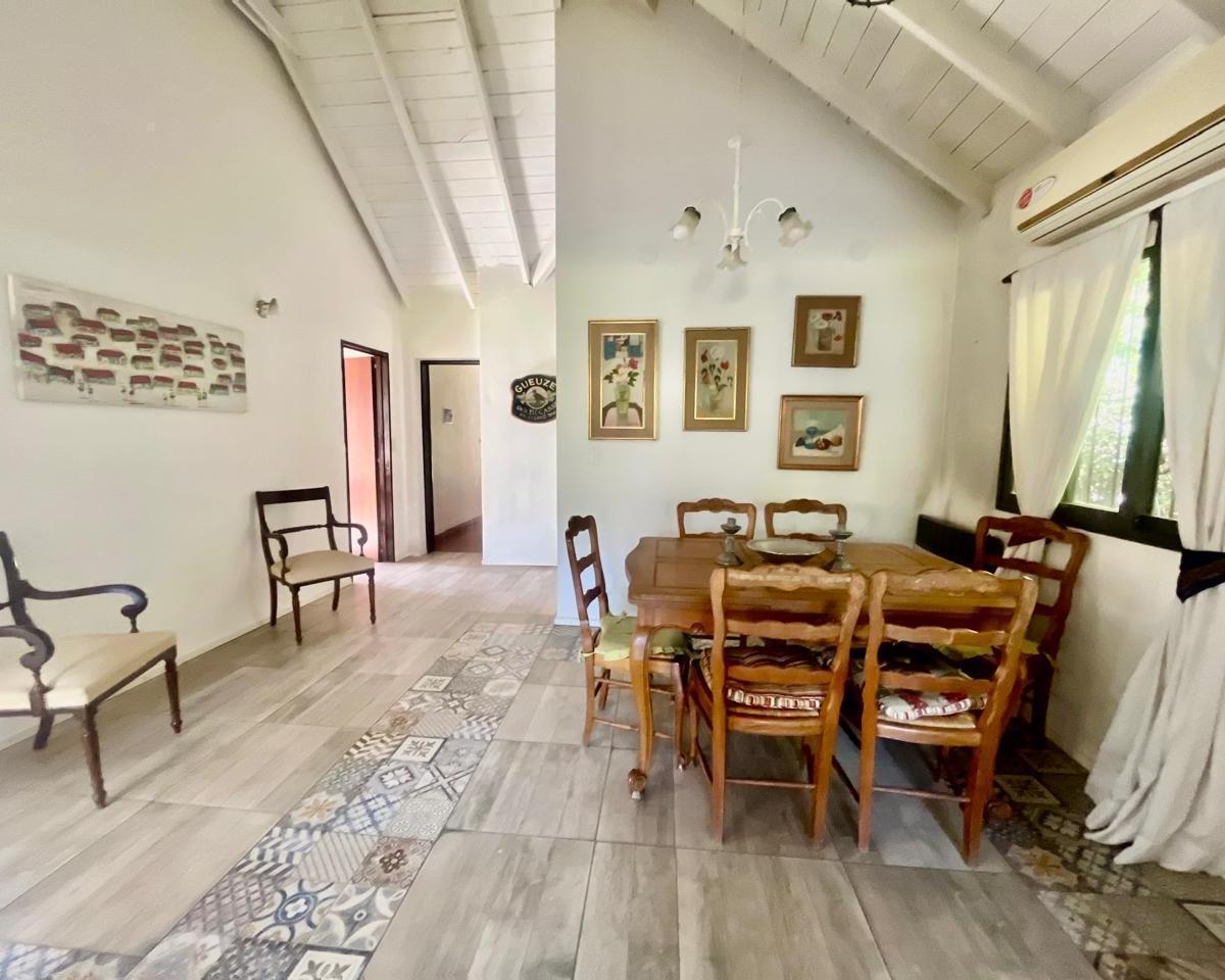 Saravi 2800, La Lonja, Pilar