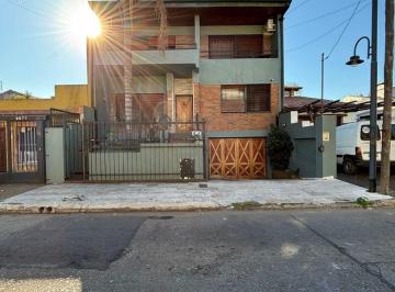 Casa de 10 ambientes, Vicente López · Venta - Residencia de Categoría en Olivos Alto