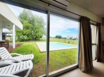 Casa · 161m² · 4 Ambientes · Venta Casa Moderna San Sebastian Area 2