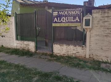 Casa · 179m² · 3 Ambientes · 1 Cochera · Casa Frente Al Hipódromo