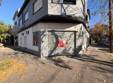 PH · 83m² · 4 Ambientes · PH en Zona Comercial Acassuso