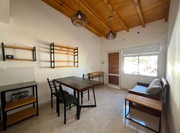 Living comedor cocina vista hacia el frente · Casas en Propiedad Horizontal. Separadas o en Block de 4 Unidades.