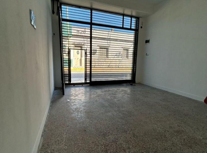 Local comercial · 27m²