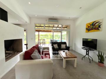 Casa · 160m² · 5 Ambientes · Casa en Alquiler Amoblada, El Canton