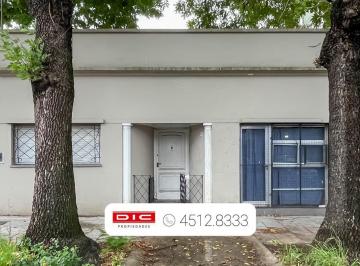 Casa · 129m² · 4 Ambientes · Casa 3 Dorm. Venta - Munro