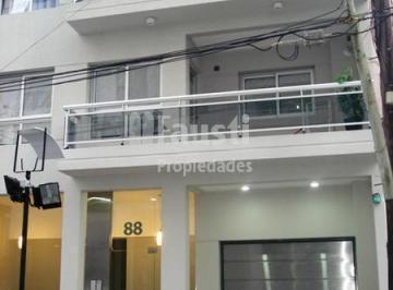 Departamento · 45m² · 2 Ambientes · Pasaje Gonzalez 88