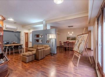PH · 290m² · 9 Ambientes · Gran PH Tipo Casa en Venta - Caballito - Apto Prof.