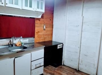 Casa · 60m² · 2 Ambientes · 2 Cocheras · Casa en Alquiler 2 Ambientes Mariano Acosta