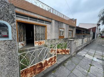 Casa · 150m² · 3 Ambientes · 2 Cocheras · Casa Sobre Lote Propio