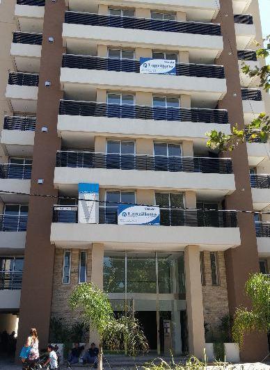 Departamento en alquiler en Lanus Este · 3 ambientes