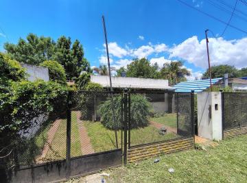 Casa · 166m² · 5 Ambientes · 2 Cocheras · Casa en La Carolina 2 Dormitorio con Quincho y Pileta