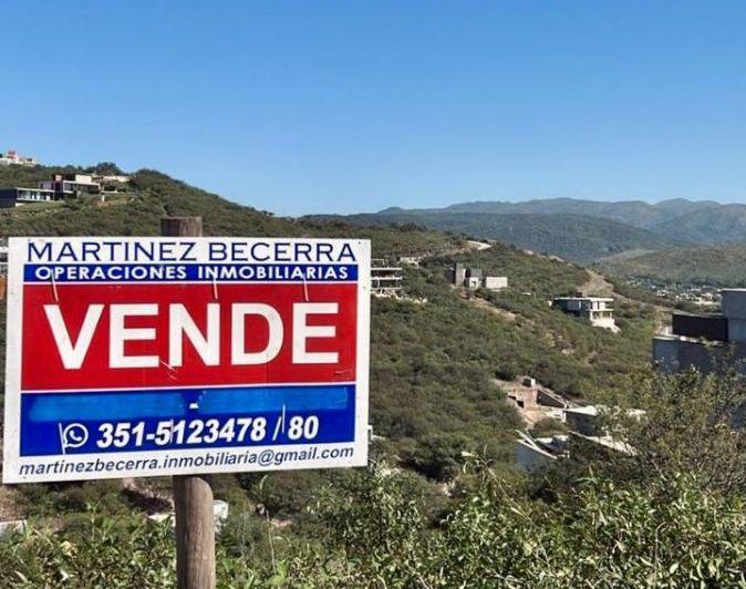 Terreno · 1057m²