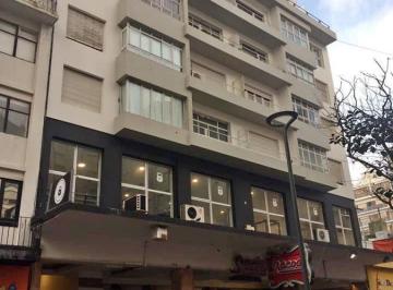 Departamento · 110m² · 4 Ambientes · Departamento en Venta - 3 Dorm. 2 Baños - 90 m² - Mar del Plata