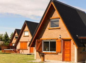 Edificio · 300m² · Complejo de Cabañas en Venta - 3 Ufs - Tornquist
