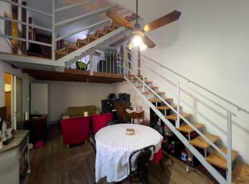 PH · 110m² · 6 Ambientes · PH en Av Rivadavia y Av Castro Barros - Terraza Patio Doble Altura