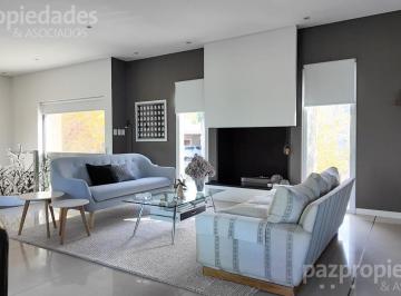 Casa · 448m² · 7 Ambientes · 4 Cocheras · Venta Exclusiva Casa Barrio Privado Bocahue Ciudad de Neuquen