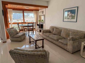 Departamento · 99m² · 4 Ambientes · Apartamento de 3 Dormi en Alquiler Invernal Punta