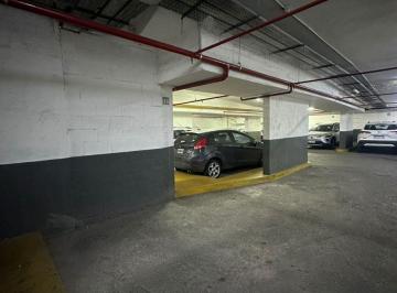 Garage en Venta  Nueva Córdoba · Cochera en Venta, Cómoda por Su Acceso Dentro del Edificio y Ubicación.