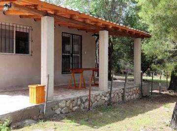 Casa · 65m² · 4 Ambientes · 1 Cochera · Venta Casa Amoblada Los Hornillos, Cordoba