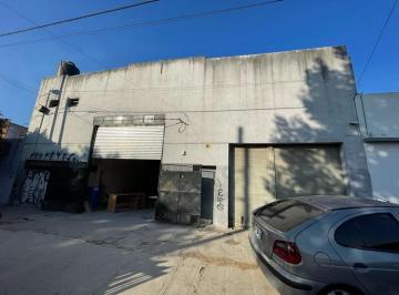 Bodega-Galpón · 221m² · 1 Cochera · Galpon de 14 X 13 en Isidro Casanova