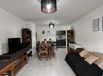 Departamento · 90m² · 5 Ambientes · Departamento en Centro