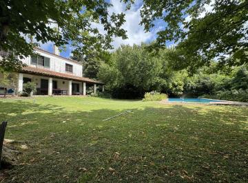 Terreno · 246m² · 7 Ambientes · 1 Cochera · Casa en Venta Tigre Centro