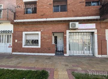 PH · 125m² · 3 Ambientes · 1 Cochera · PH 3 Ambientes 2 Locales en Bernal Oeste