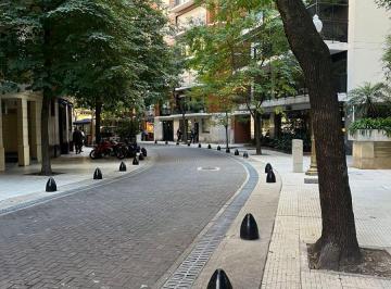 Departamento de 3 ambientes, Retiro · Edificio de Gran Categoria. Arroyo, con Estilo Parisino, Lo Mas Lindo de La Ciudad