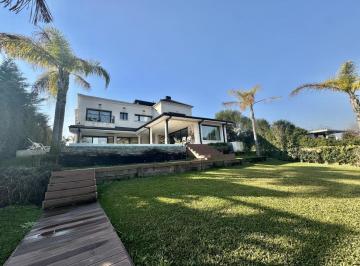 Casa · 1000m² · 5 Ambientes · 8 Cocheras · Casa en Alquiler en Barrio El Yacht con Muebles, Nordelta