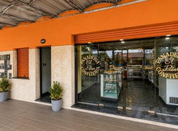Local comercial · 43m² · 1 Ambiente · Locales Comercial - Depósito - Baños - Ituzaingo - Ituzaingó Norte