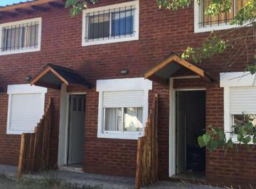 Casa · 42m² · 3 Ambientes · 1 Cochera · Cabañas 2 en Reta 3 Ambientes