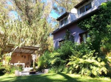 Casa · 450m² · 3 Dormitorios · Venta Chalet en Bosque Peralta Ramos.
