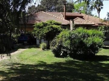 Casa · 216m² · 5 Ambientes · 2 Cocheras · Casa Quinta en Venta en Bosques Lote de 10000 m²