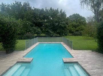 Casa · 336m² · 20 Ambientes · Casa en Venta en Ayres de Pilar