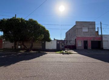 Casa de 4 ambientes, Bahía Blanca · Casa en Venta, Artigas 257