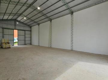 Bodega-Galpón · 200m² · Galpón en Puerto