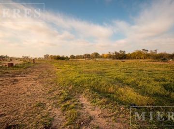 Terreno · 803m² · Lote de 803 m² en Venta en Estancia Carabassa