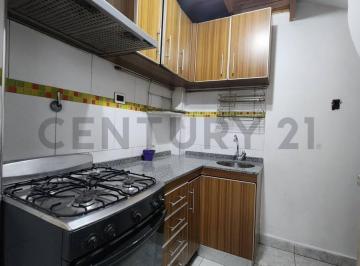 PH · 76m² · 4 Ambientes · Venta PH 4 Ambientes con Quincho Cubierto en Villa Santa Rita – Entrada Independiente