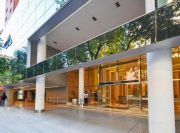 Oficina comercial · 70m² · Alquiler Oficina 75 m - Impecable - C/s Equipamiento - Libertador y Olazábal