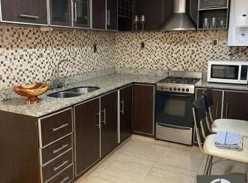 Casa · 120m² · 5 Ambientes · 1 Cochera · Casa 2 Dorm. en Dos Plantas
