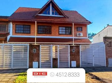 PH · 150m² · 4 Ambientes · 1 Cochera · PH 3 Dorm. Venta - Carapachay