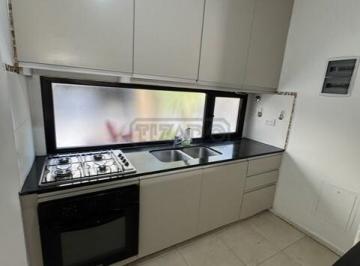 Casa · 121m² · 4 Ambientes · 1 Cochera · Casa Triplex en Alquiler en Florida, Vicente López, G. B. a. Zona Norte