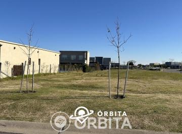 Terreno · 587m² · Terreno en Venta Barrio Santa Lucia Pilar del Este