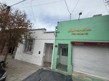 Casa · 250m² · 3 Ambientes · Casa con Local y Área de Producción (Panadería)