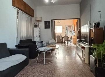 Casa · 107m² · 4 Ambientes · Casa 4 Ambientes + Dpto 2 Ambientes - Lote 230 M²