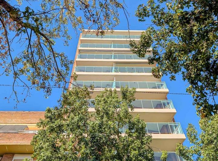 Desarrollo vertical · Ov Lagos y Mendoza - 1 y 2 Dorm.