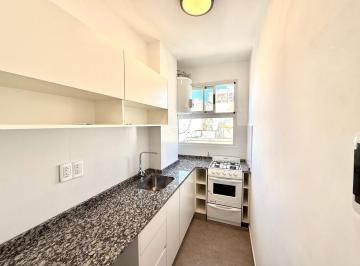 Departamento · 42m² · 2 Ambientes · Departamento 2 Ambientes Reciclado - Balcon Al Frente - Plaza Colon - Mar del Plata